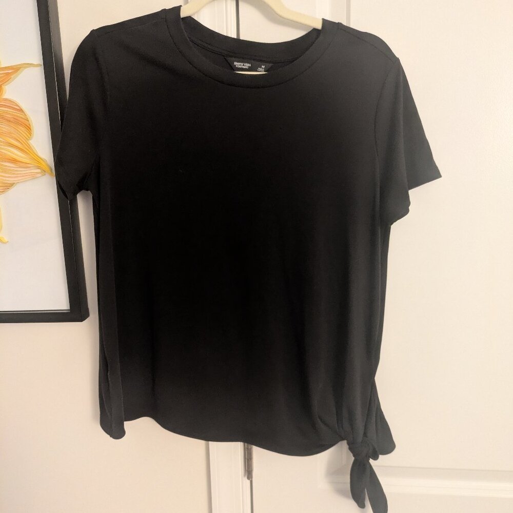 Simply Vera VeraWang black tshirt with tie features